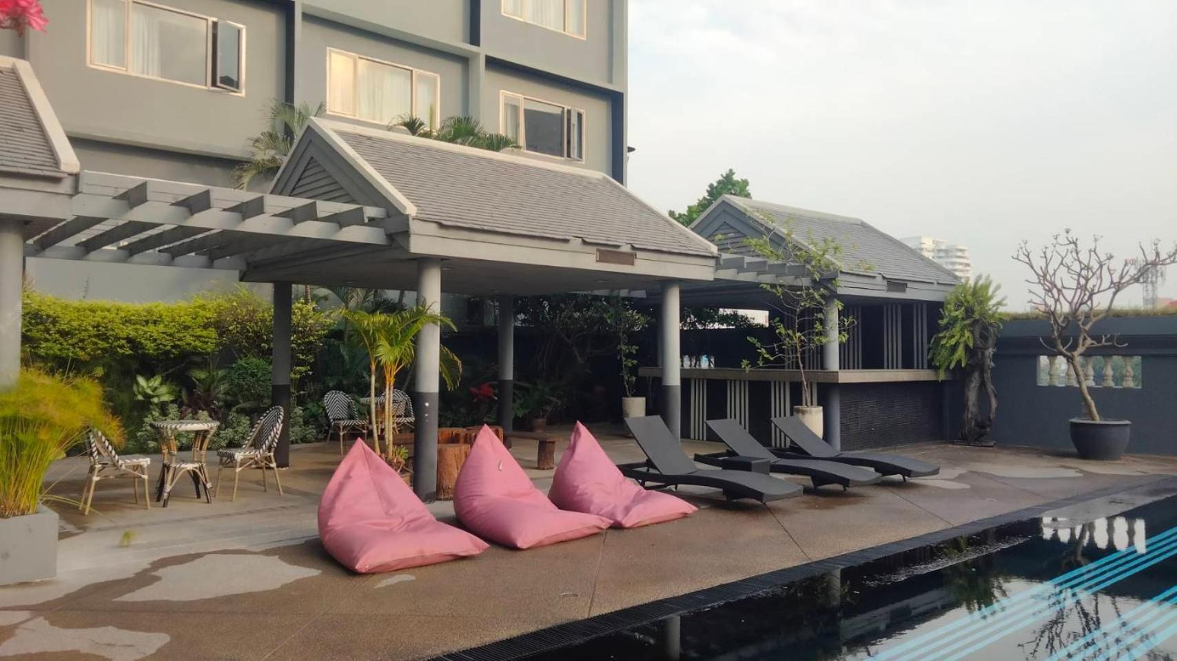 Hotel Witz Bangkok Ramkhamhaeng Extérieur photo