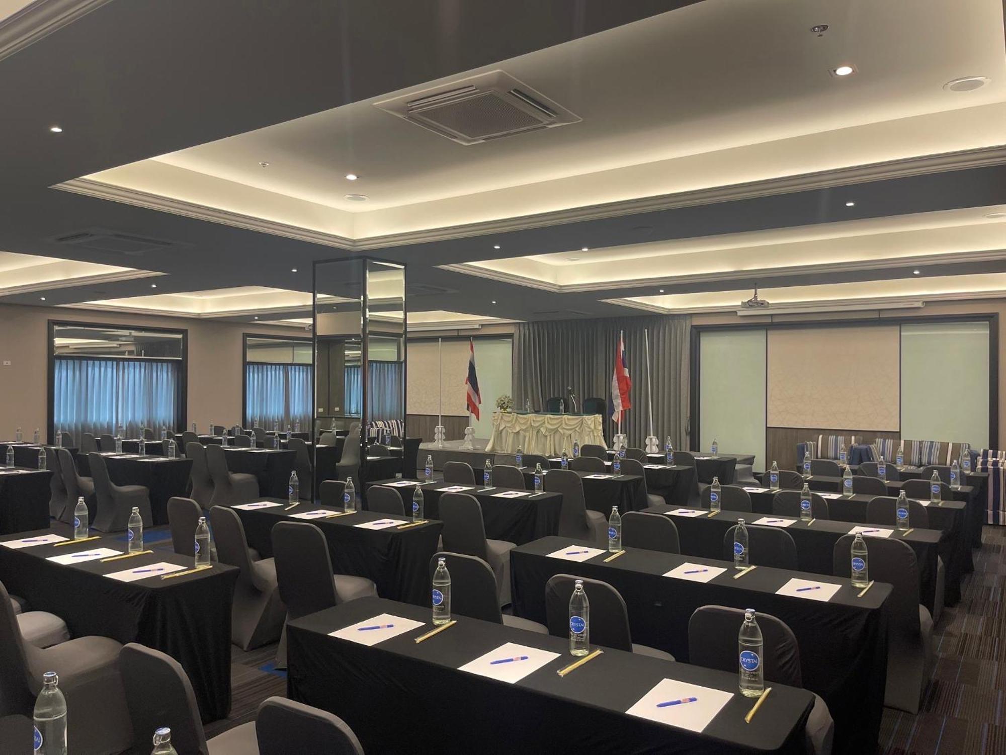Hotel Witz Bangkok Ramkhamhaeng Extérieur photo